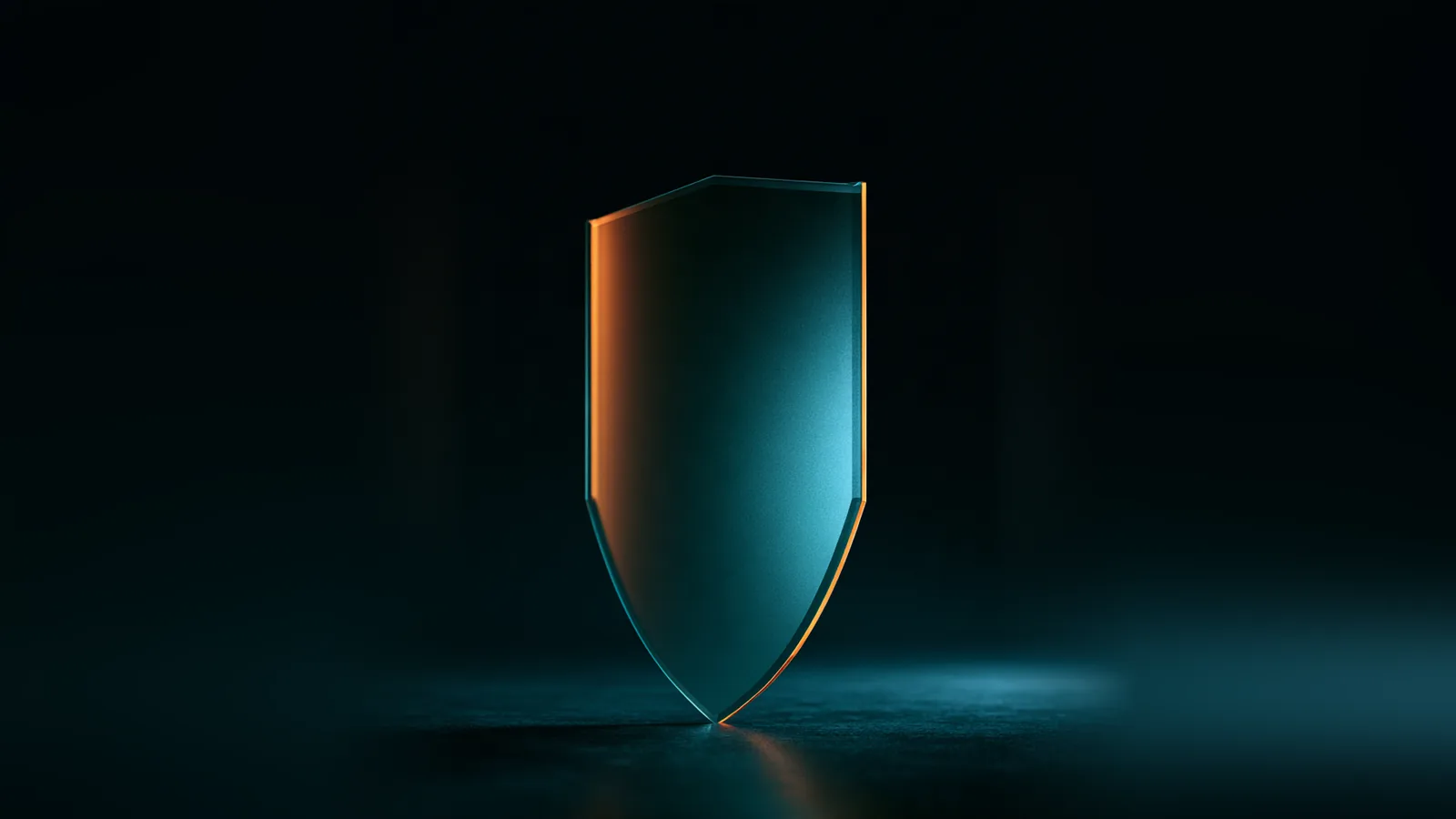 Bouclier en verre dépoli turquoise et orange, symbole de sécurité et de fiabilité
